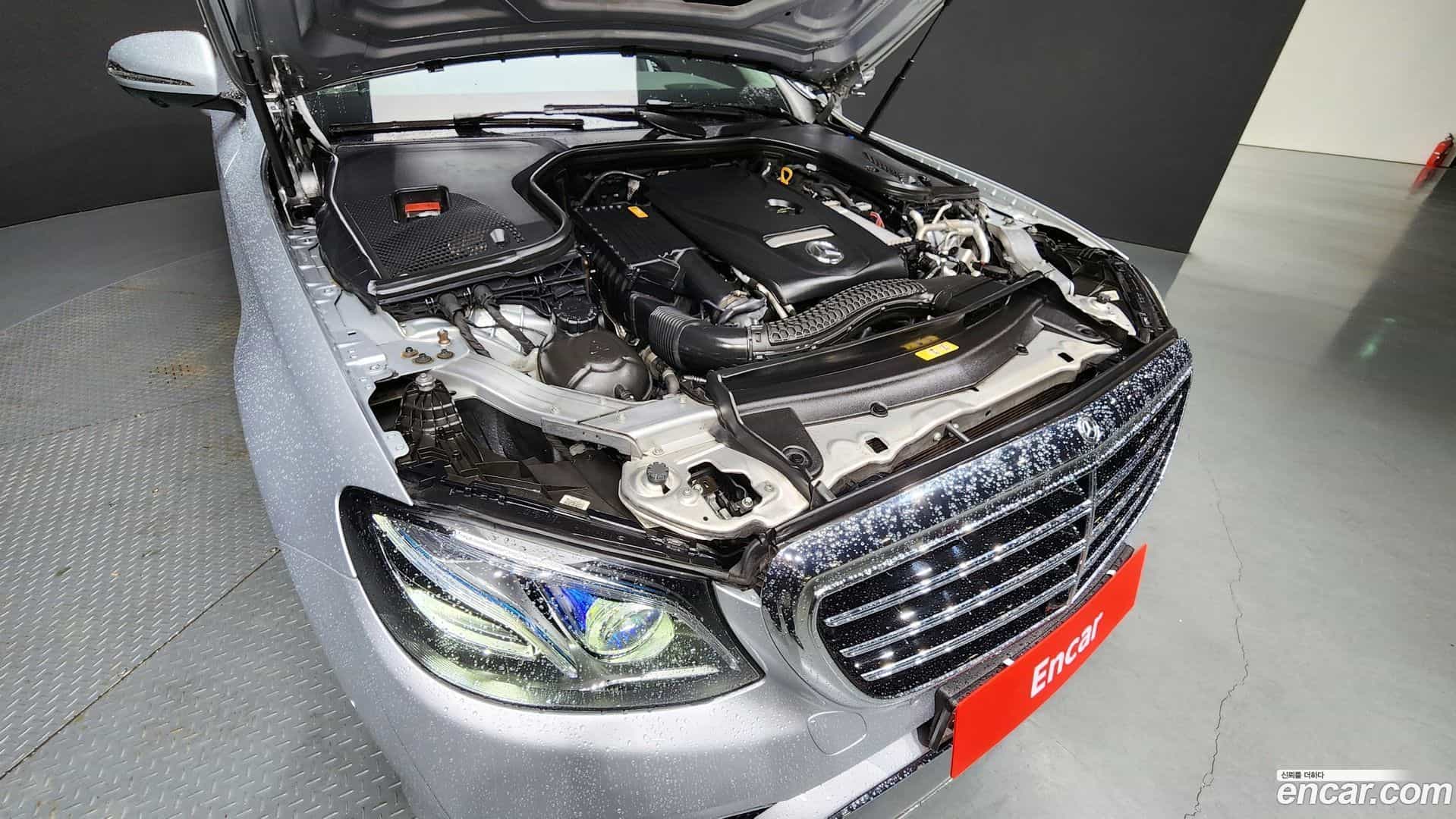 E-Class Mercedes-Benz 2017.10-INNER-006