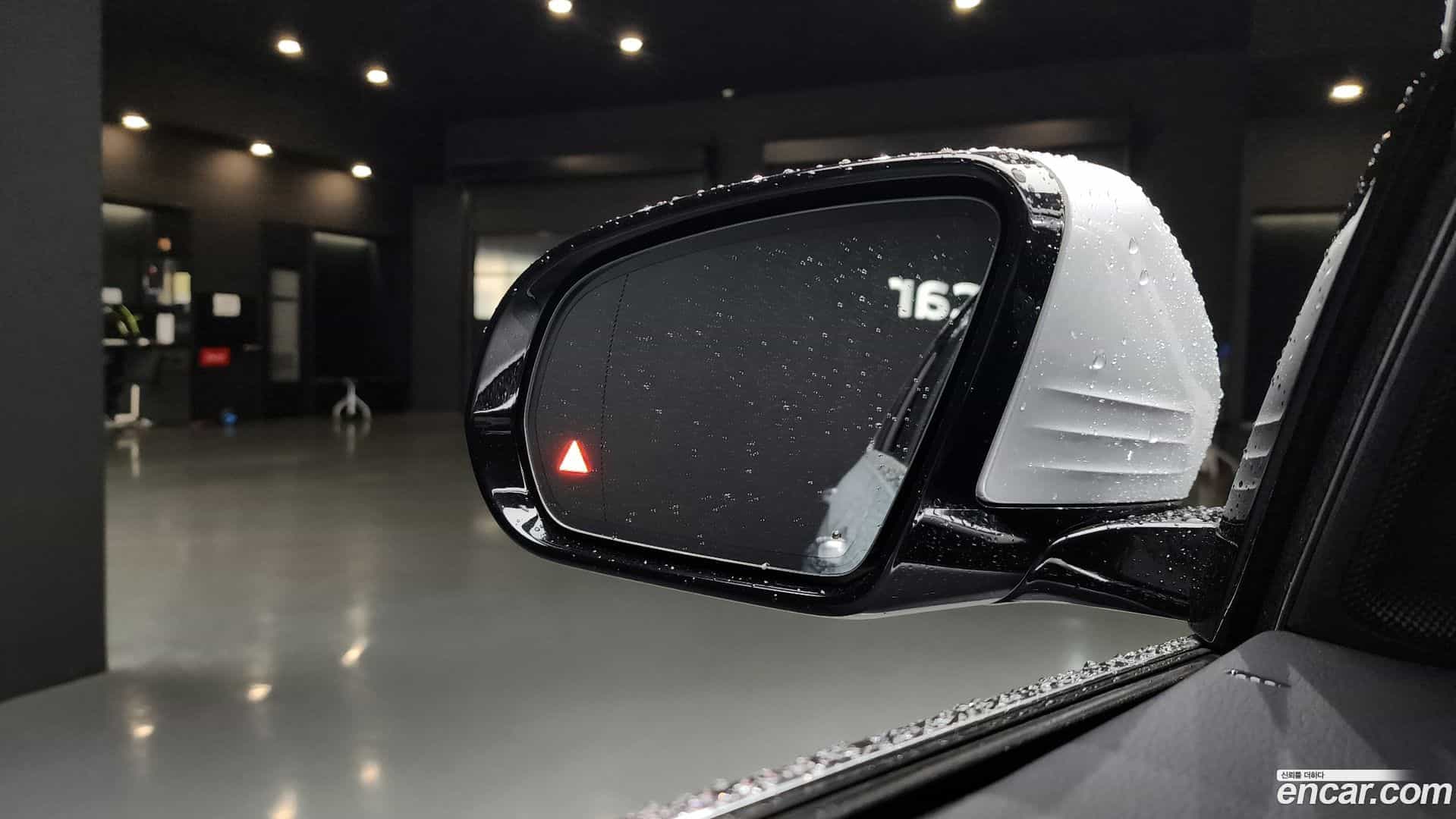 E-Class Mercedes-Benz 2017.10-OPTION-022