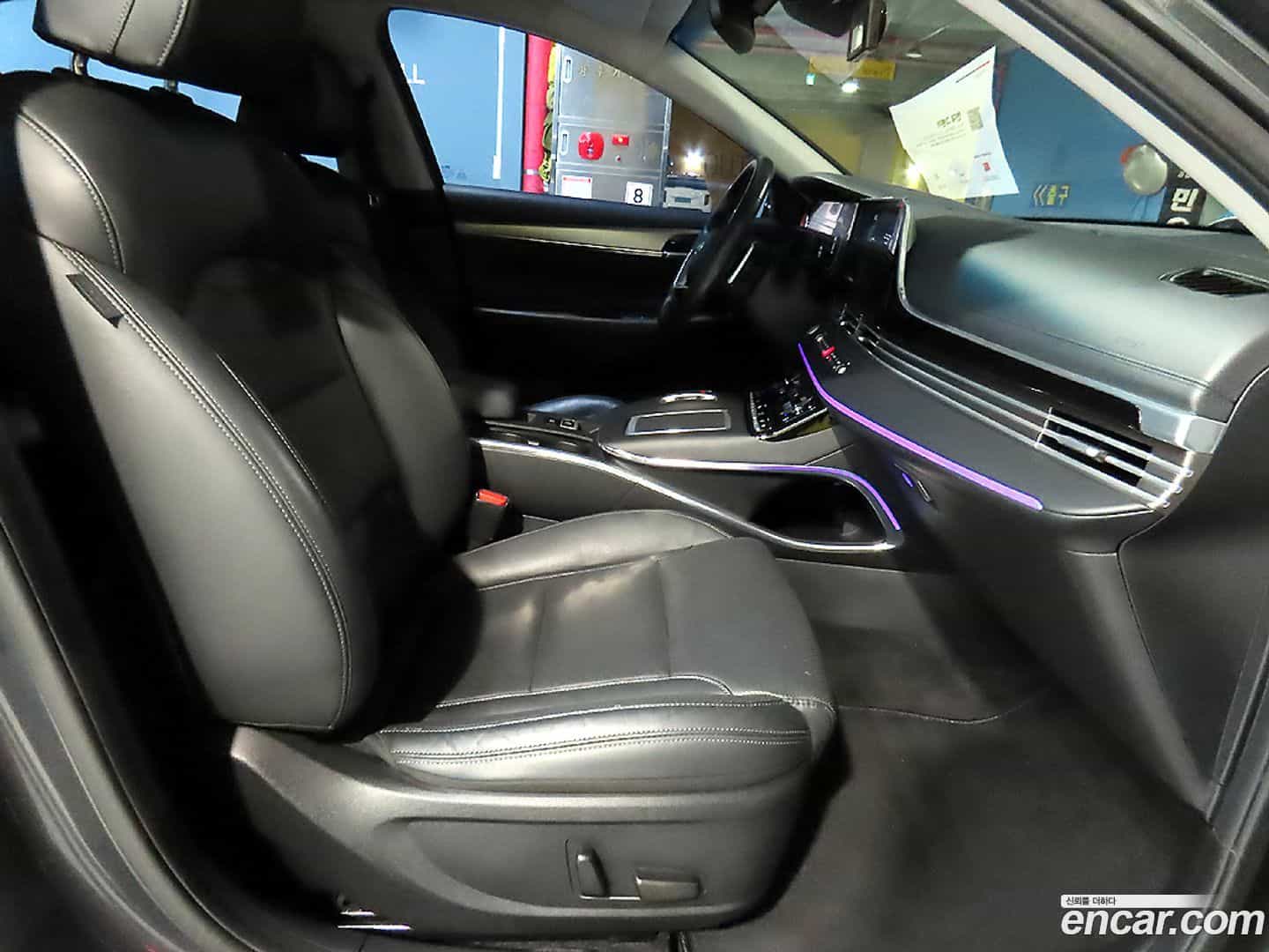 Grandeur Hyundai 2020.3-INNER-008