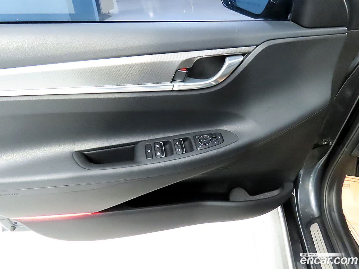 Main__Slider__Photo:Grandeur Hyundai 2020.3-14