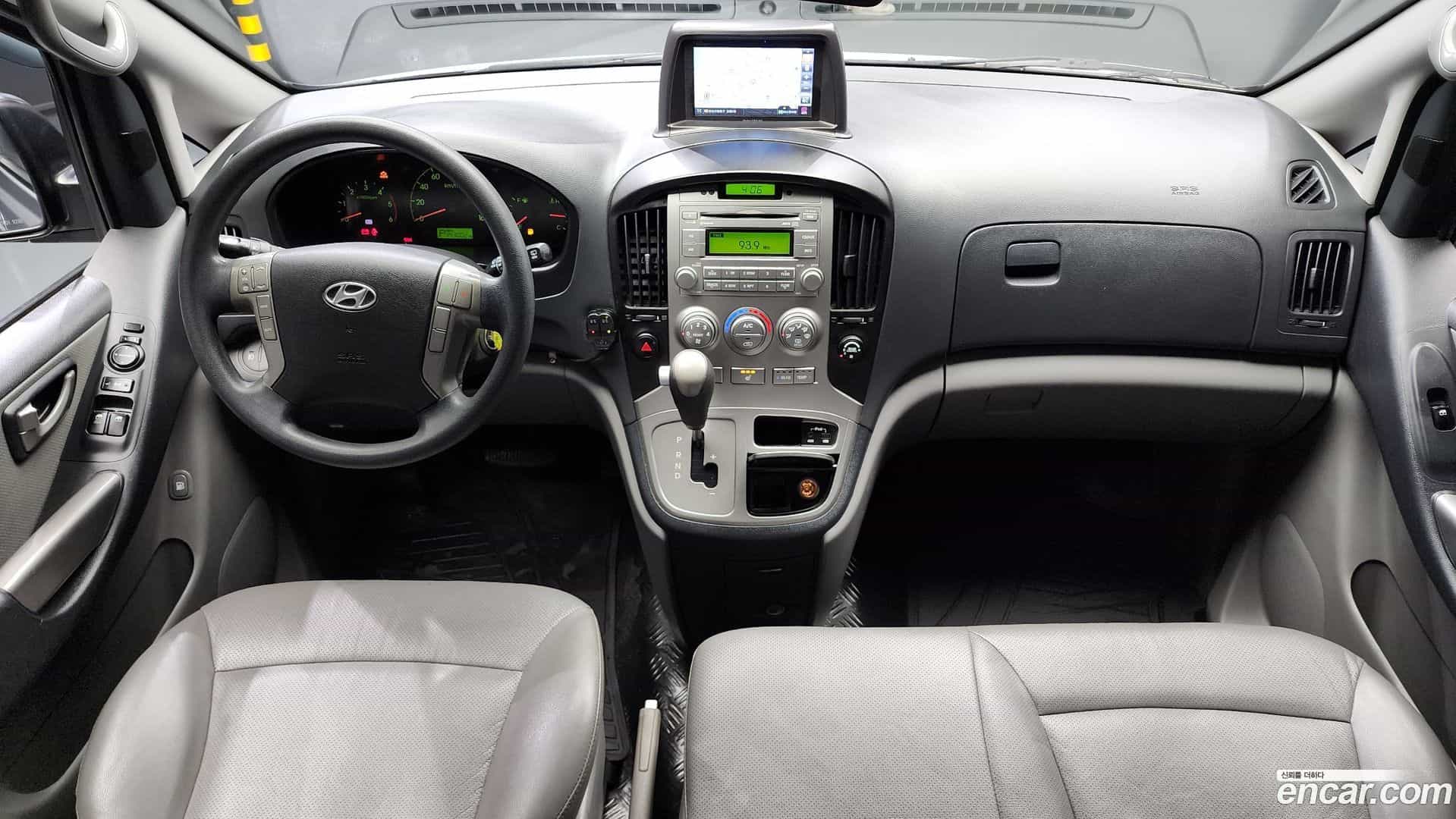 Starex Hyundai 2014.1-INNER-007