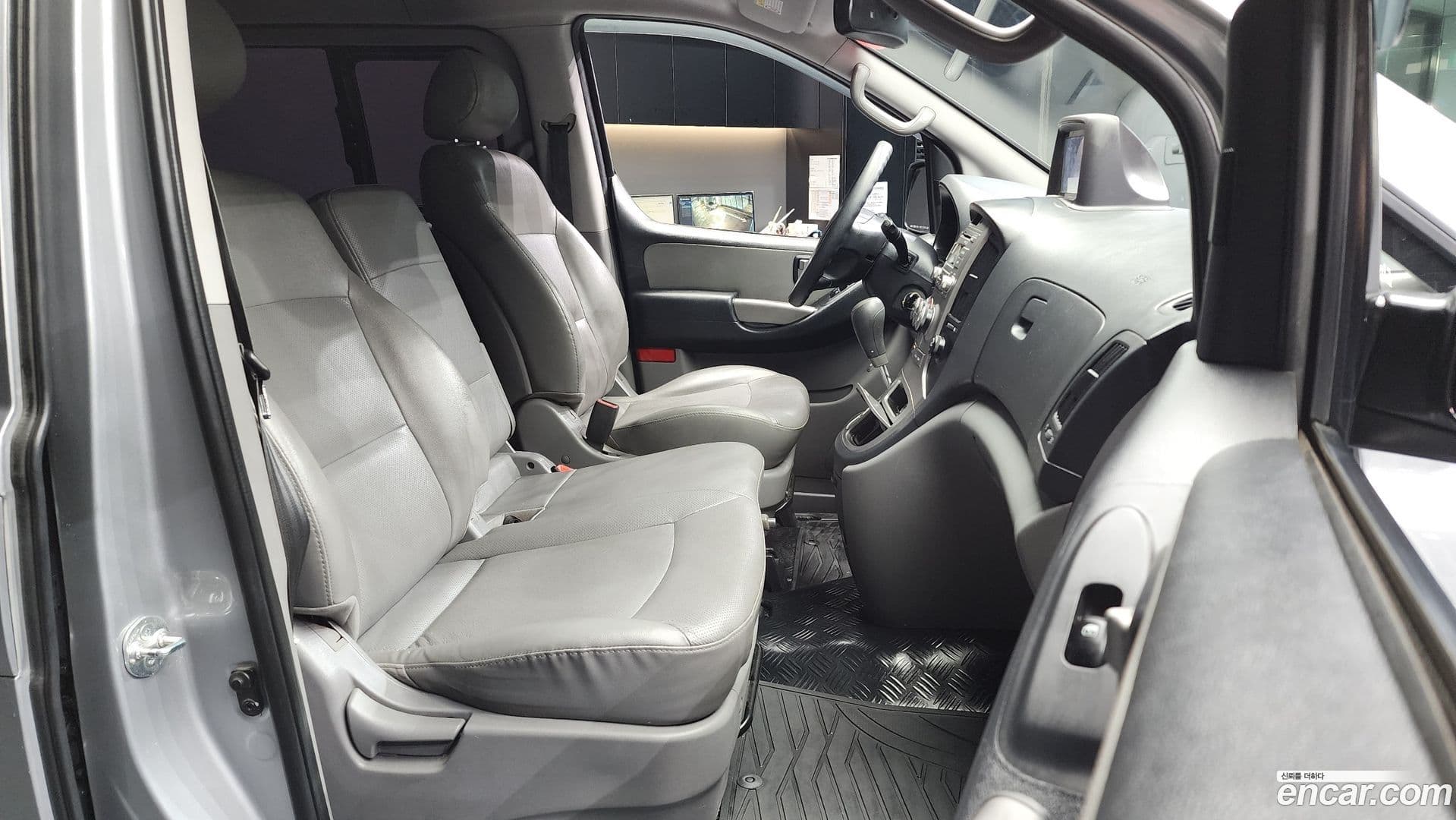 Main__Slider__Photo:Starex Hyundai 2014.1-10