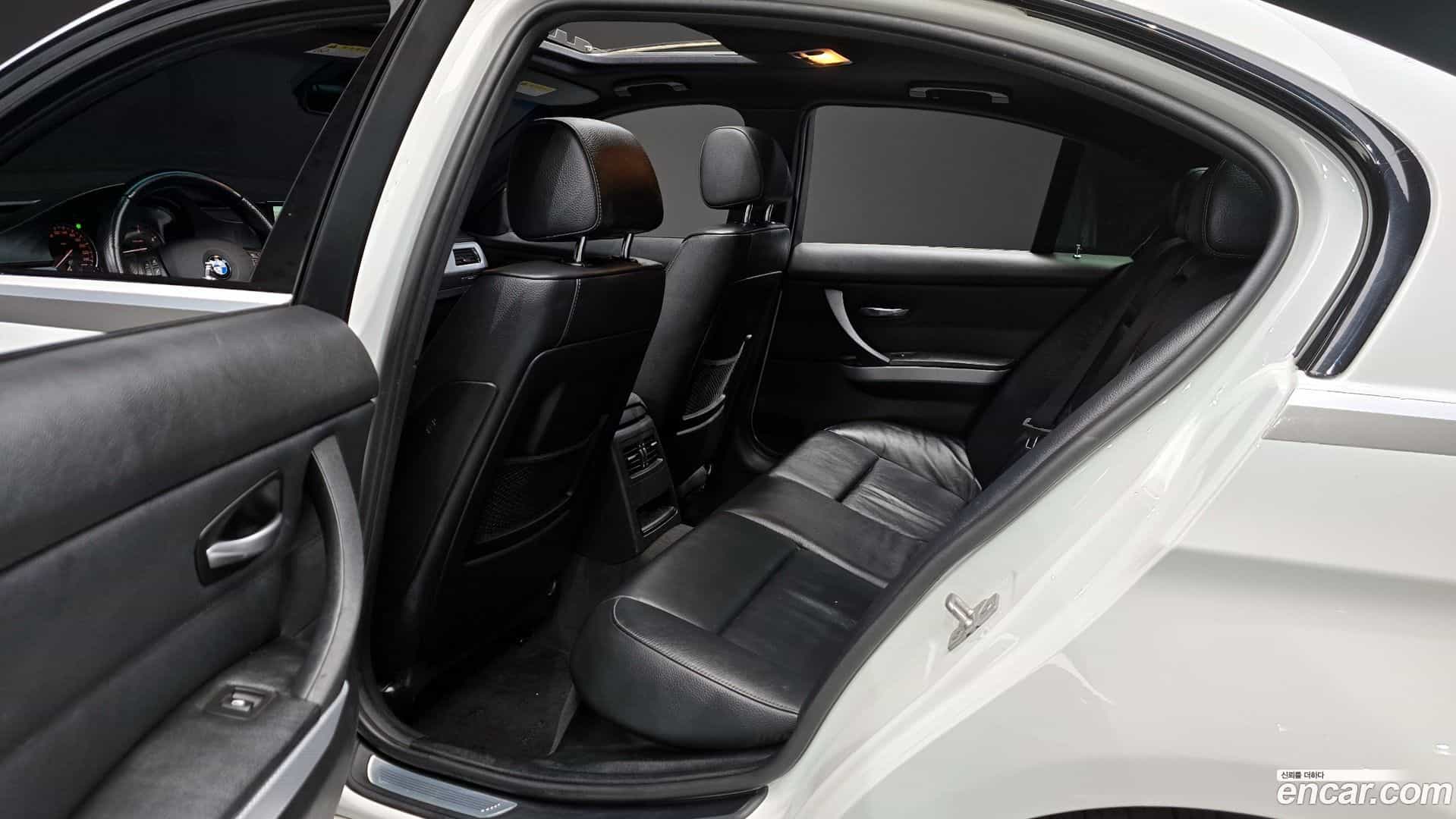 3-Series BMW 2011.2-OPTION-016