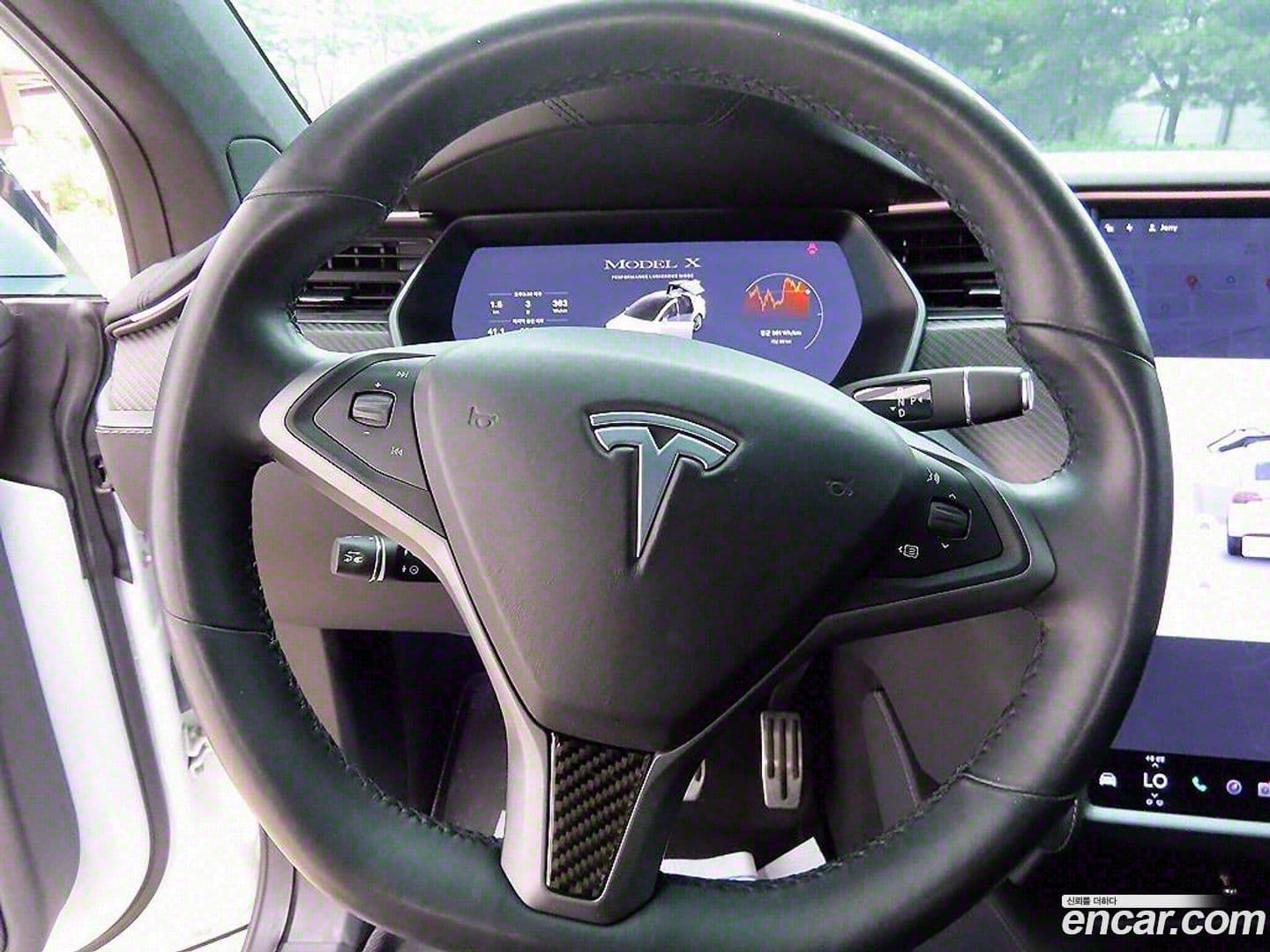 Main__Slider__Photo:Model X Tesla 2019.8-11