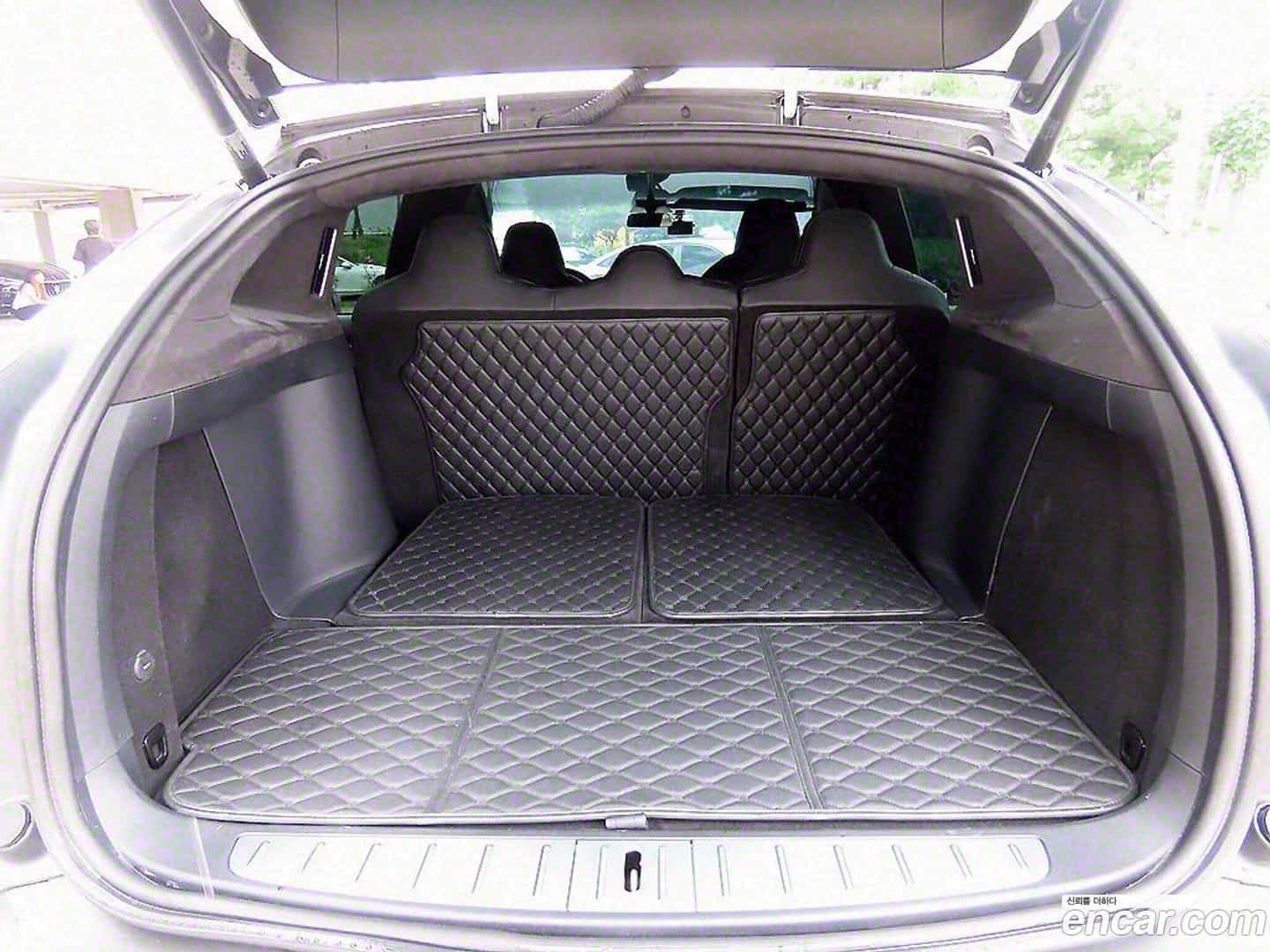 Model X Tesla 2019.8-OPTION-020