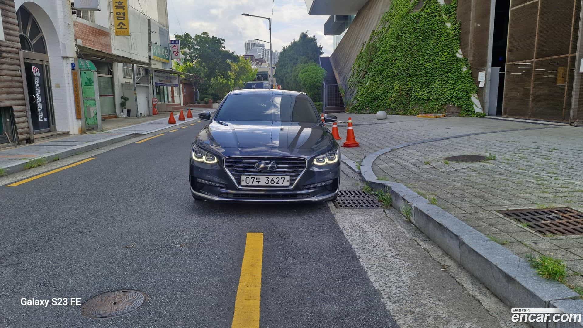 Grandeur Hyundai 2017.2-OUTER-001