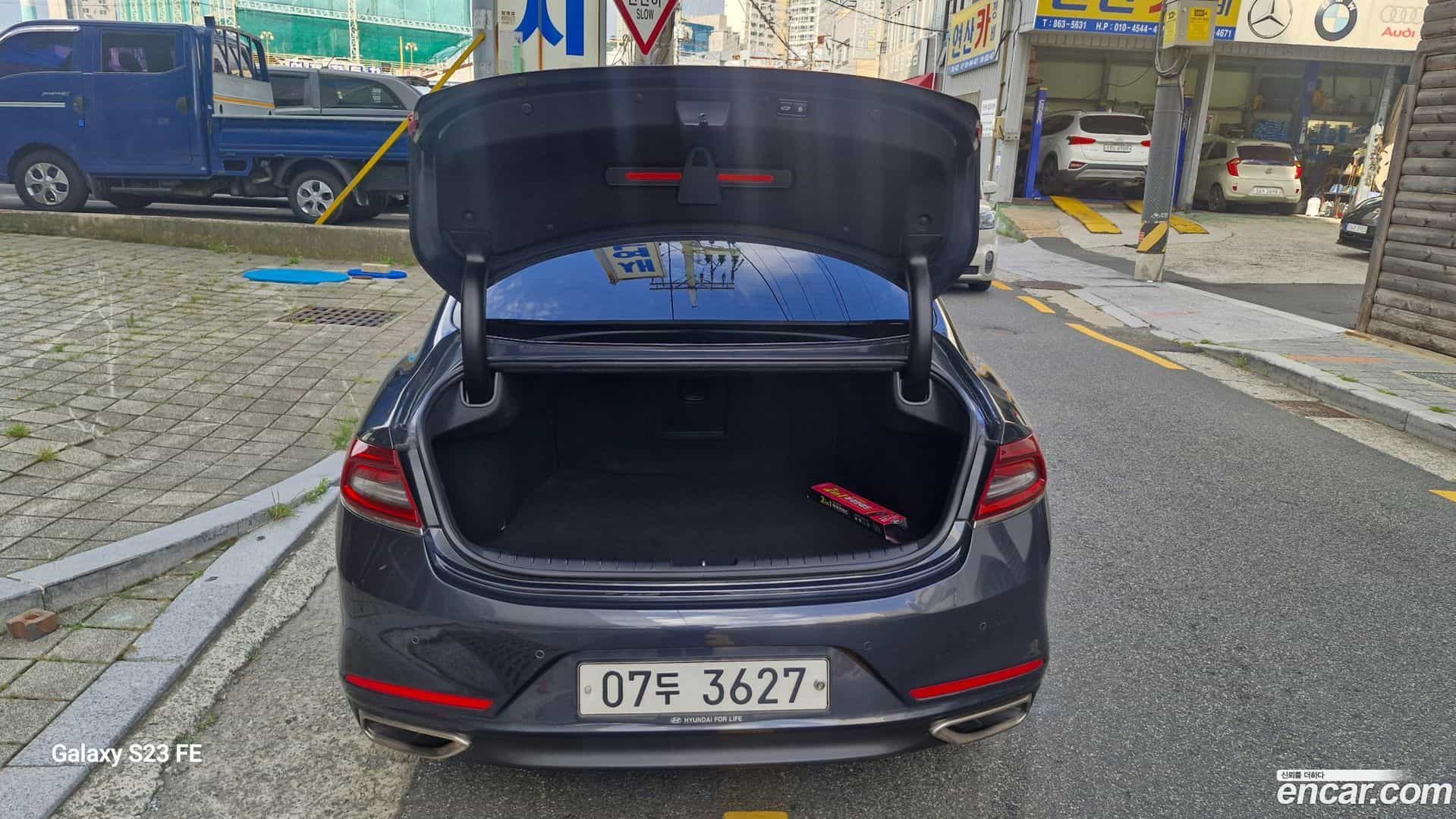 Grandeur Hyundai 2017.2-OPTION-024