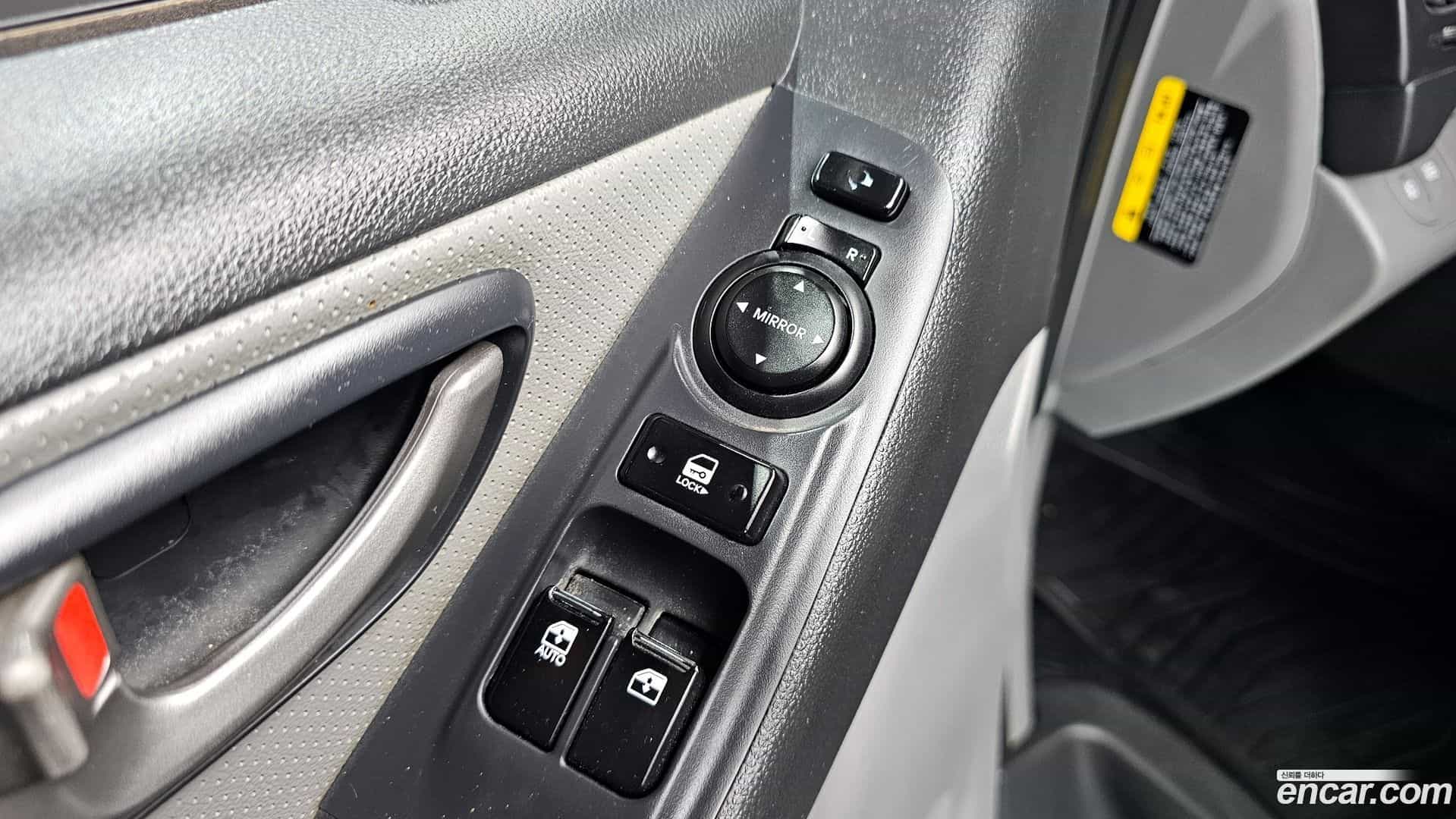 Starex Hyundai 2019.4-OPTION-021