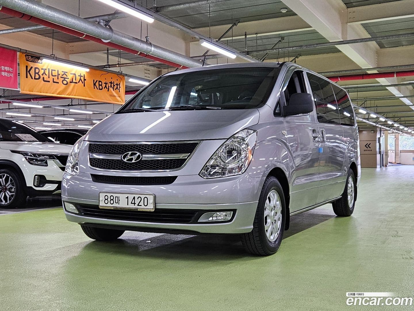 Main__Slider__Photo:Starex Hyundai 2014.8-0