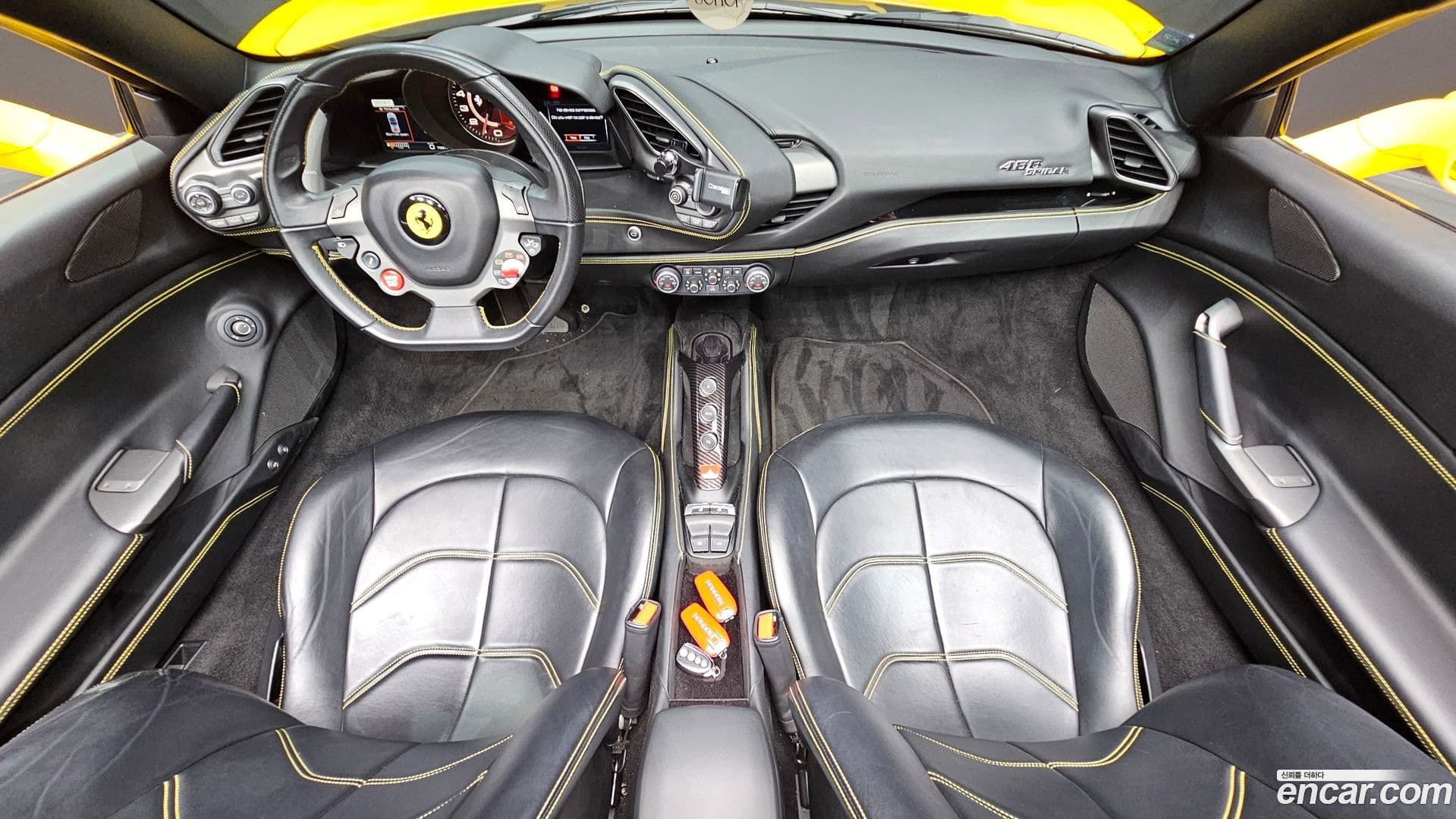 Main__Slider__Photo:488 Ferrari 2016.6-6