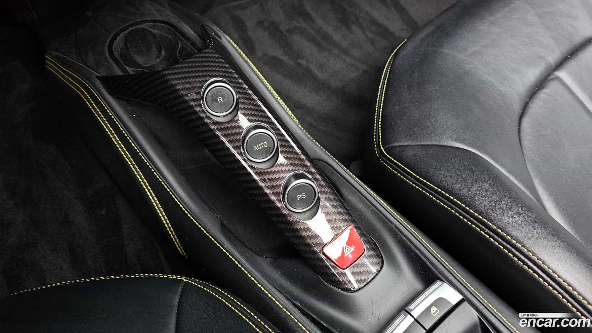488 Ferrari 2016.6-INNER-009