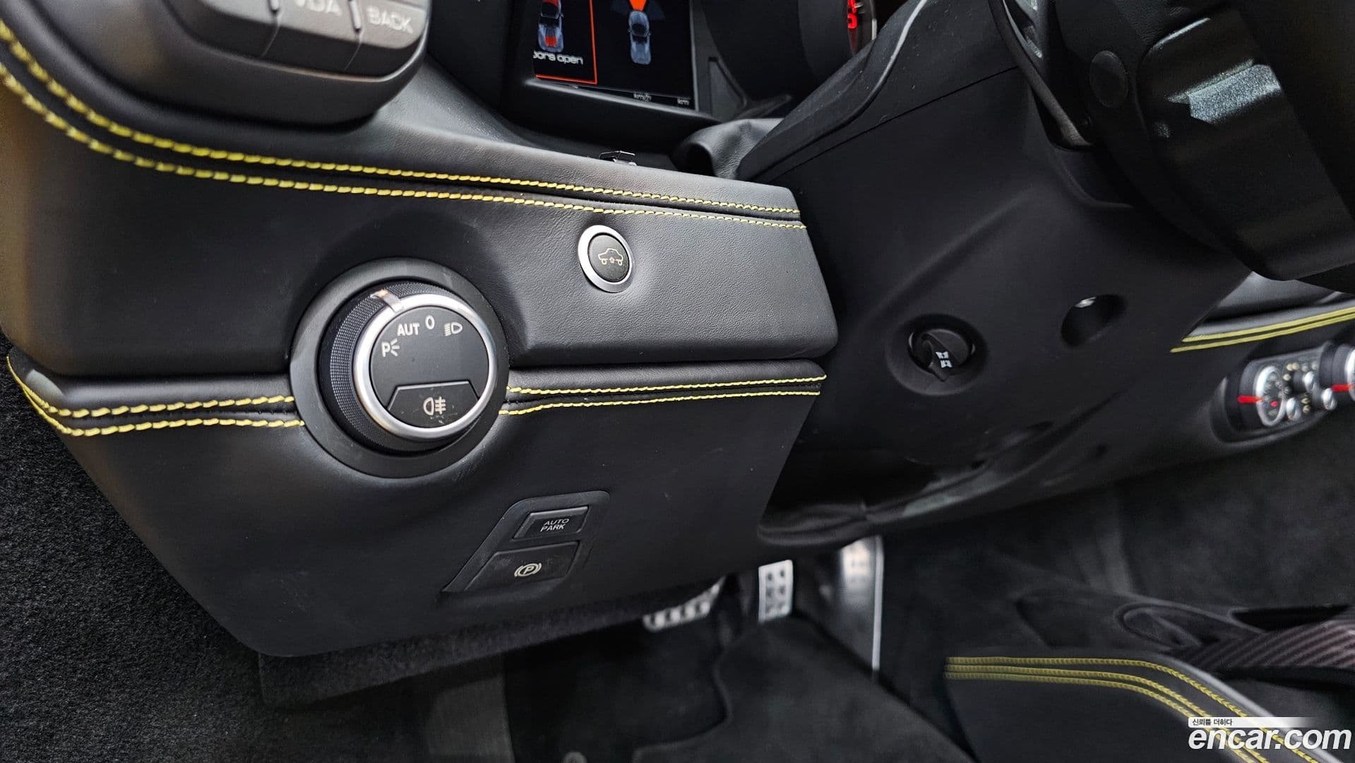 Main__Slider__Photo:488 Ferrari 2016.6-13