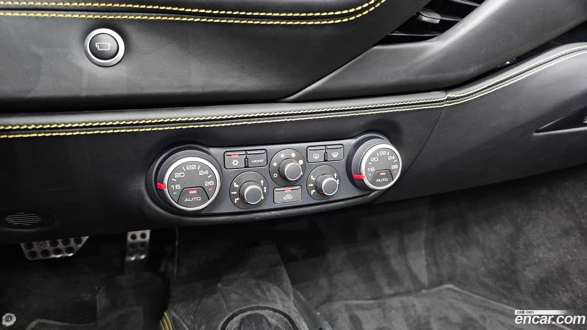 488 Ferrari 2016.6-OPTION-019