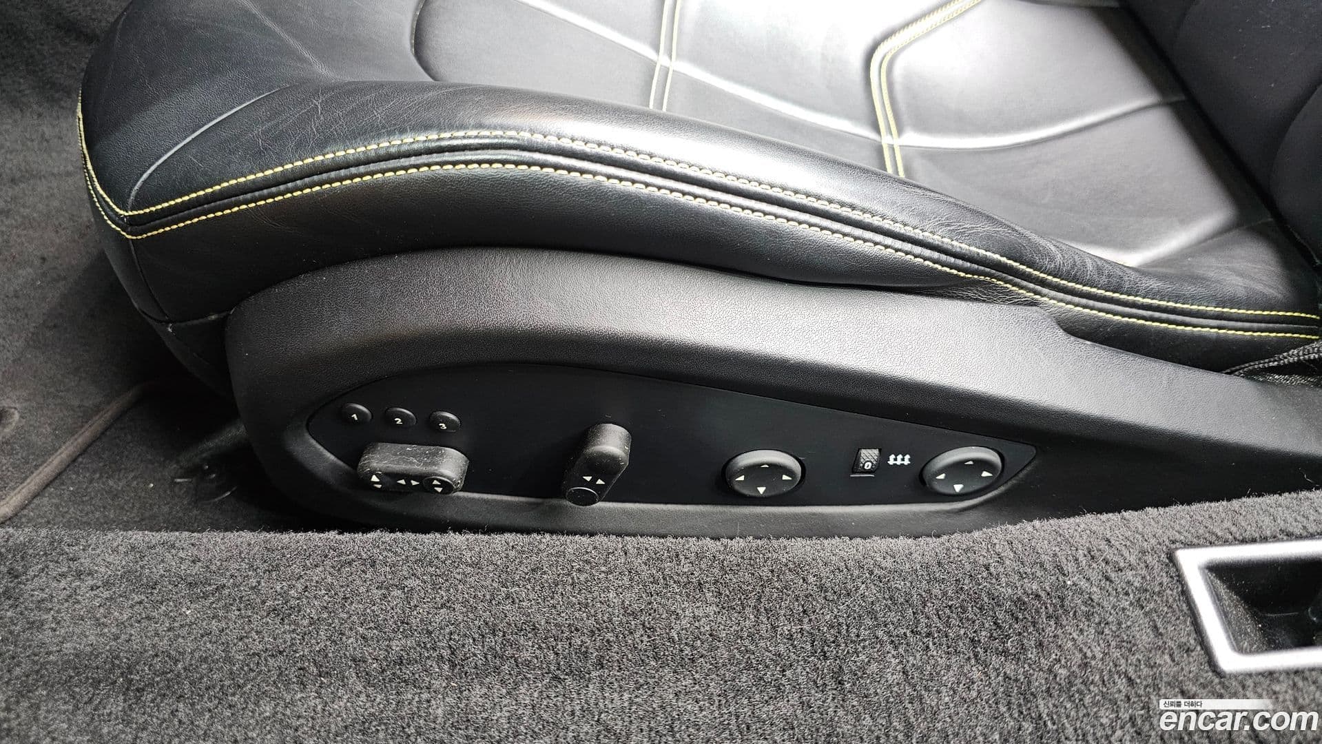 Main__Slider__Photo:488 Ferrari 2016.6-15