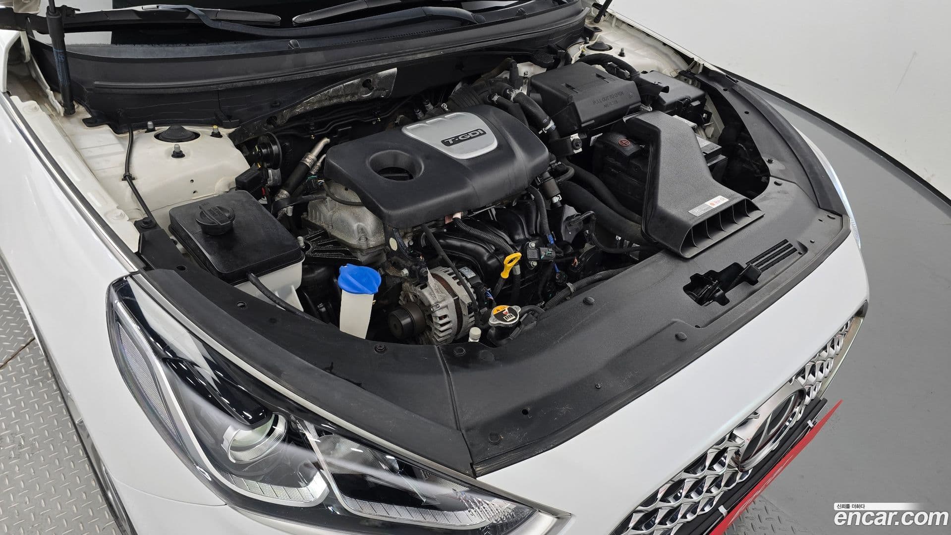 Main__Slider__Photo:Sonata Hyundai 2018.1-5