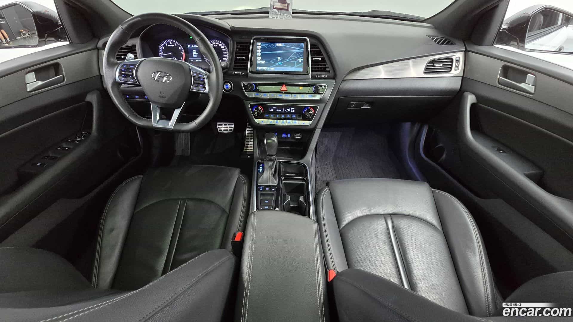 Sonata Hyundai 2018.1-INNER-007
