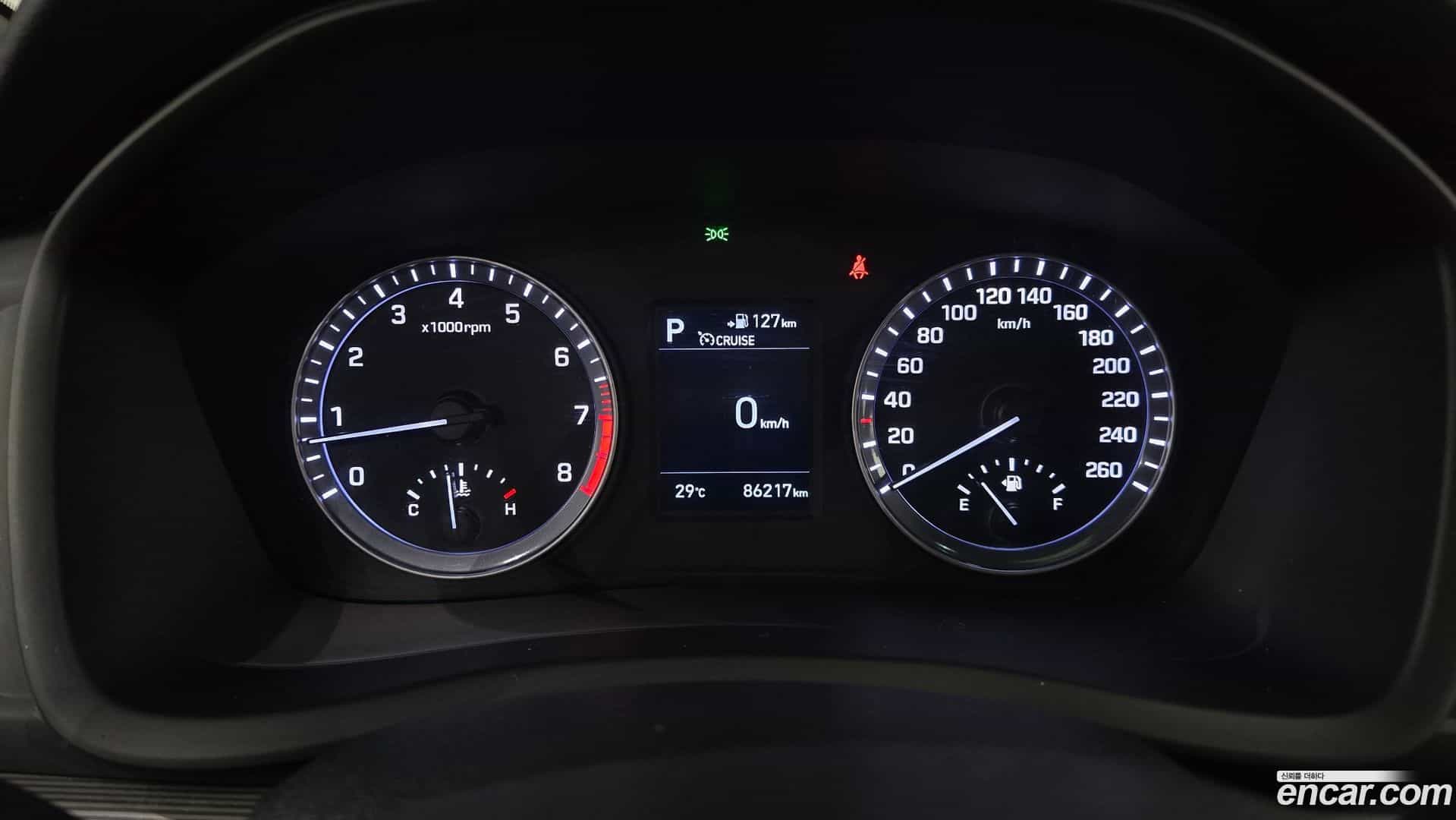 Sonata Hyundai 2018.1-INNER-008