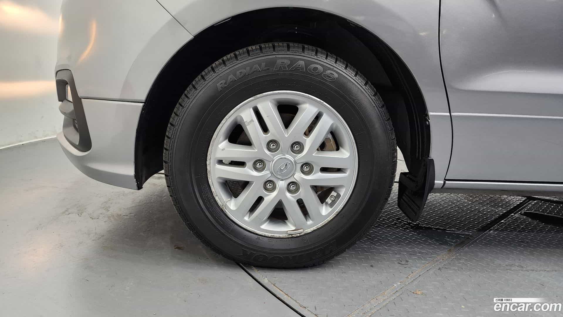 Starex Hyundai 2019.5-OUTER-005