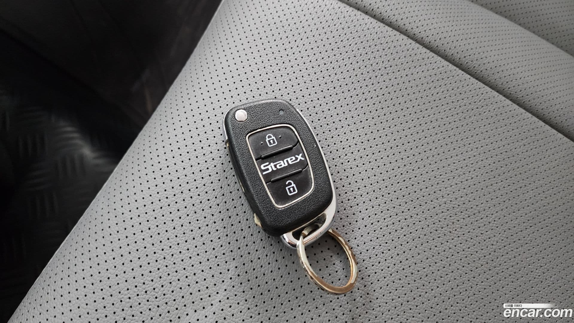 Main__Slider__Photo:Starex Hyundai 2019.5-18