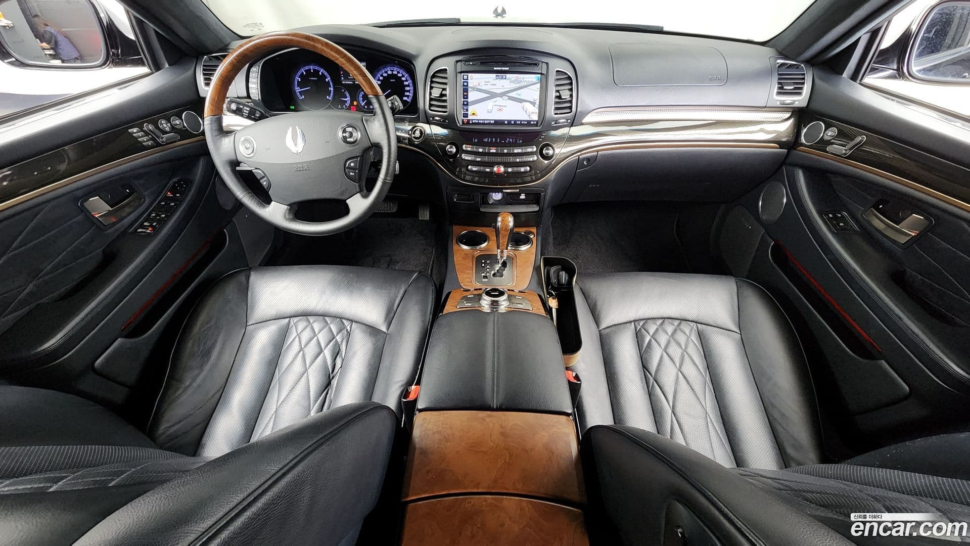 Main__Slider__Photo:Chairman KG_Mobility_Ssangyong 2016.7-6