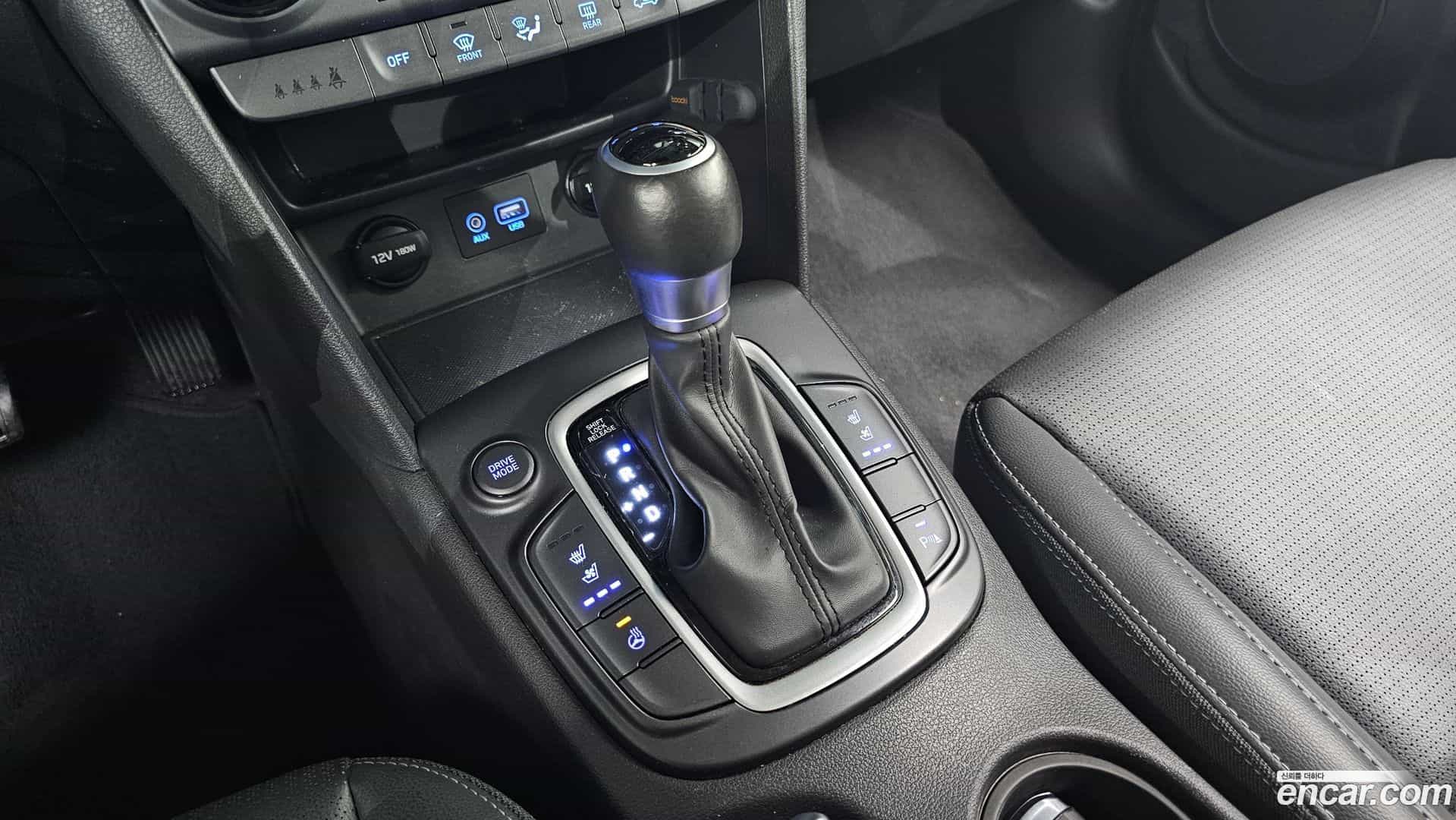 Kona Hyundai 2018.3-INNER-009