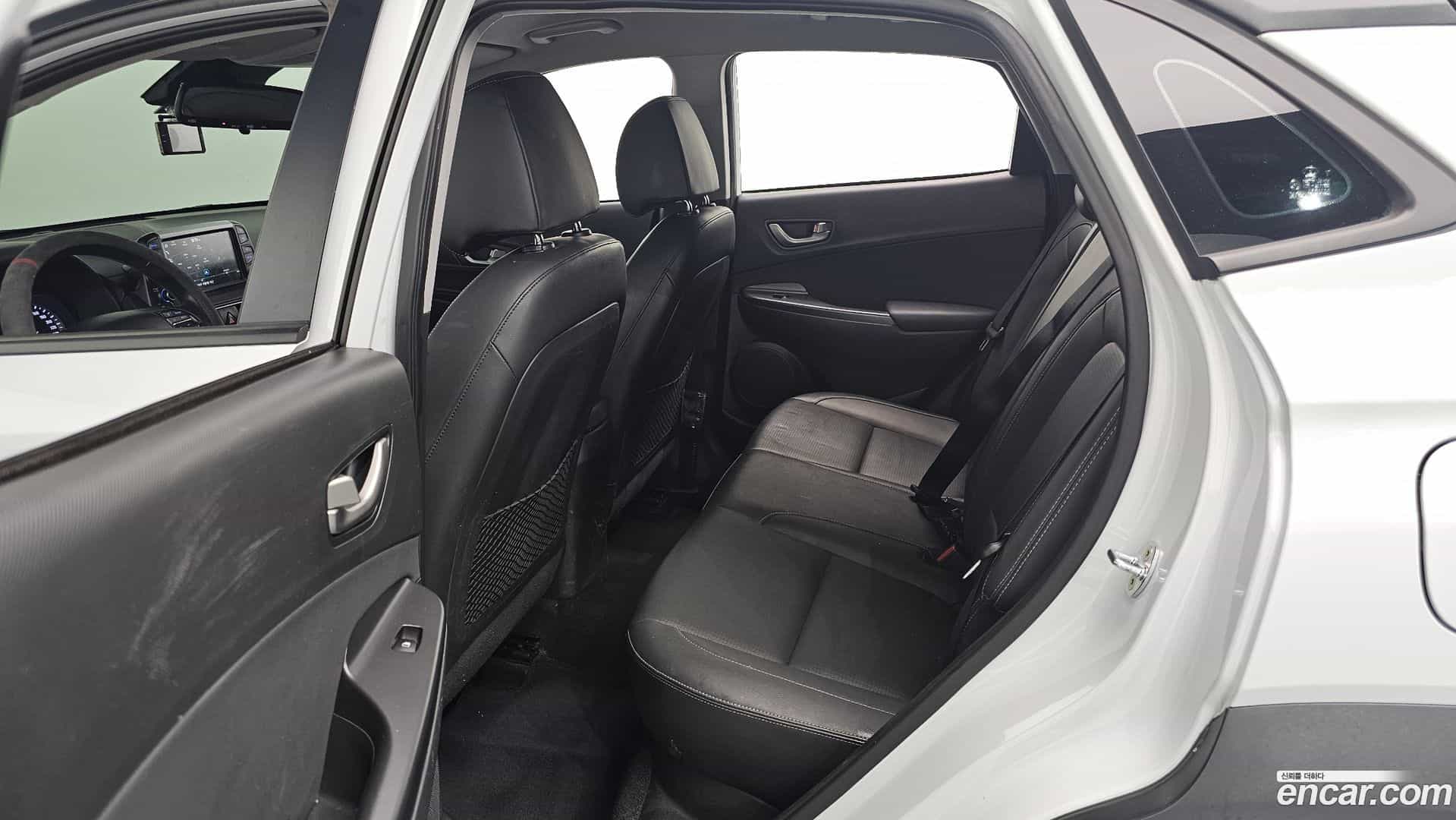 Kona Hyundai 2018.3-OPTION-016