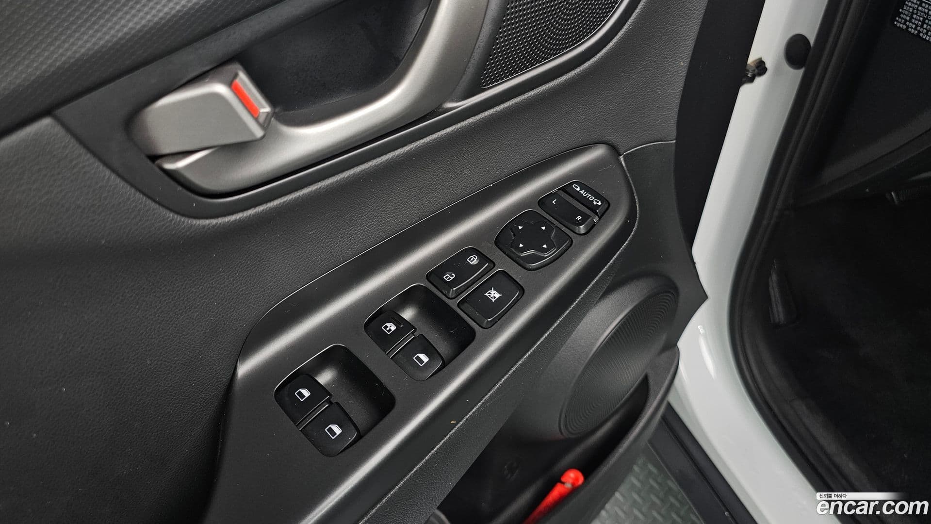 Main__Slider__Photo:Kona Hyundai 2018.3-16