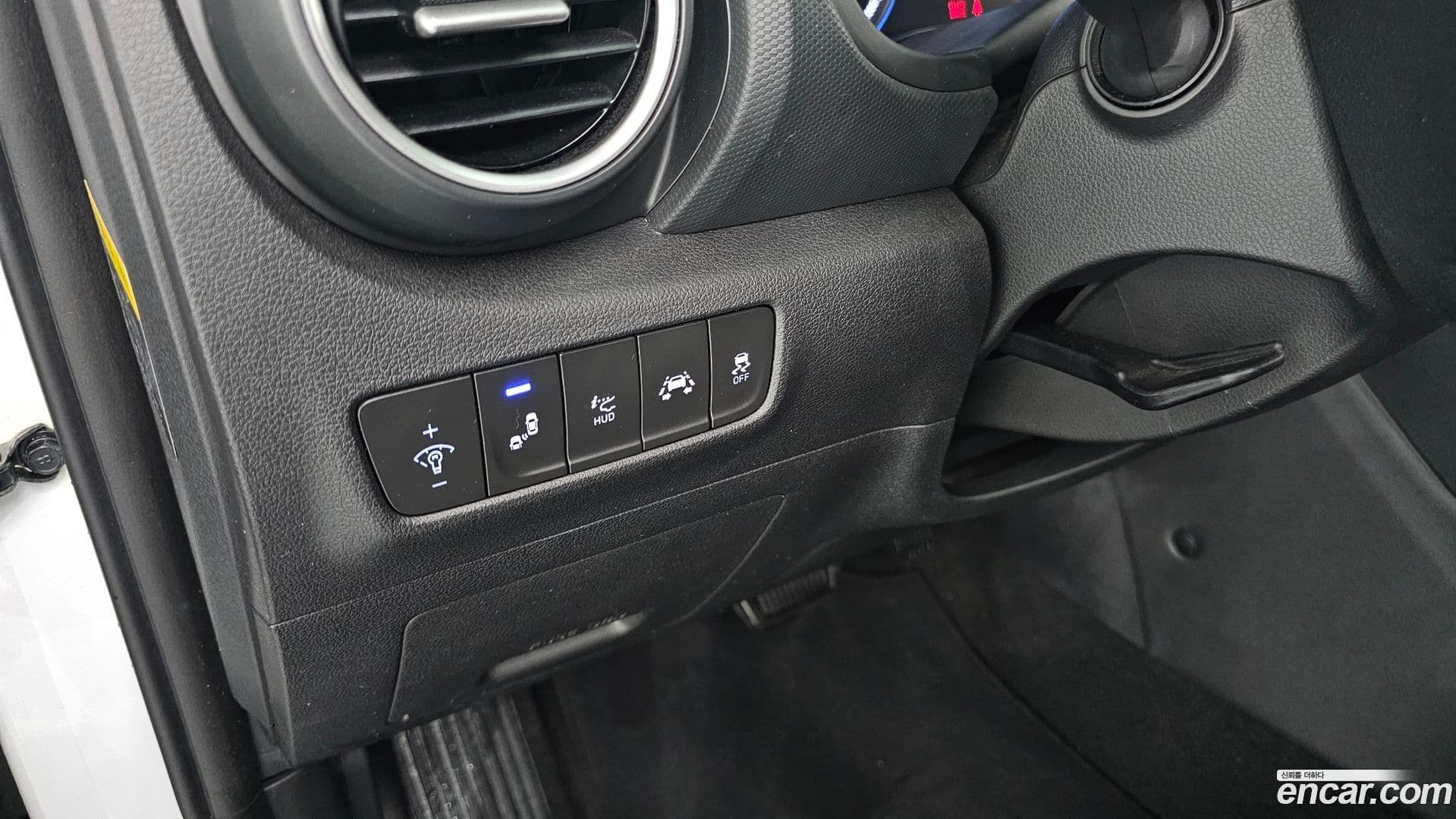 Main__Slider__Photo:Kona Hyundai 2018.3-17