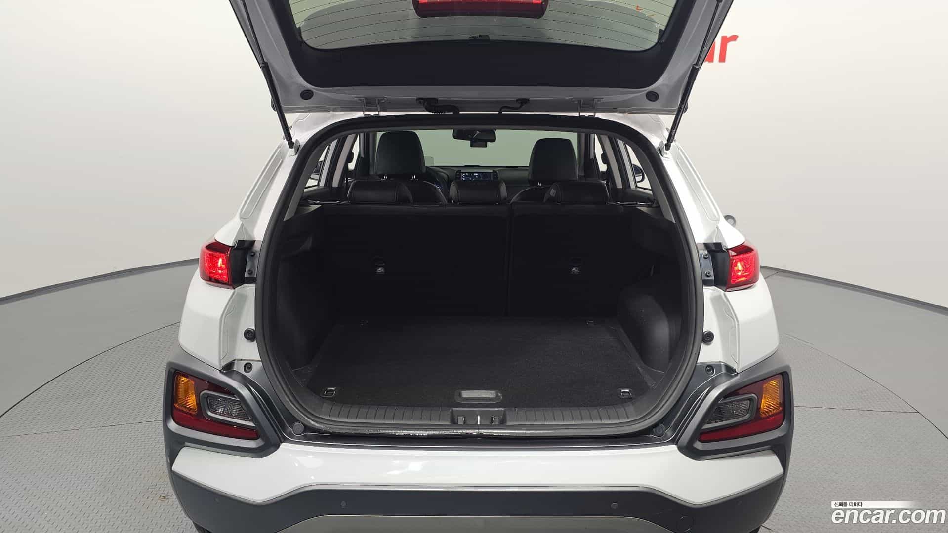 Kona Hyundai 2018.3-OPTION-024