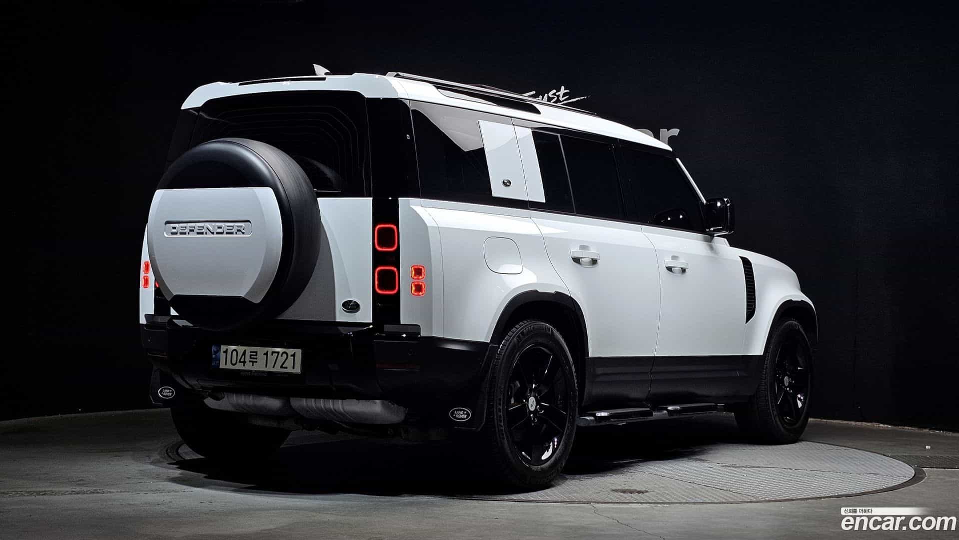 Defender Land Rover 2023.3-OUTER-002