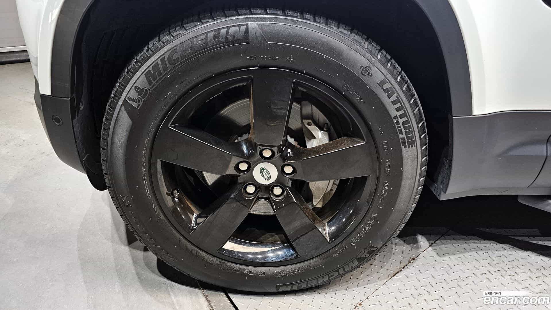 Defender Land Rover 2023.3-OUTER-005