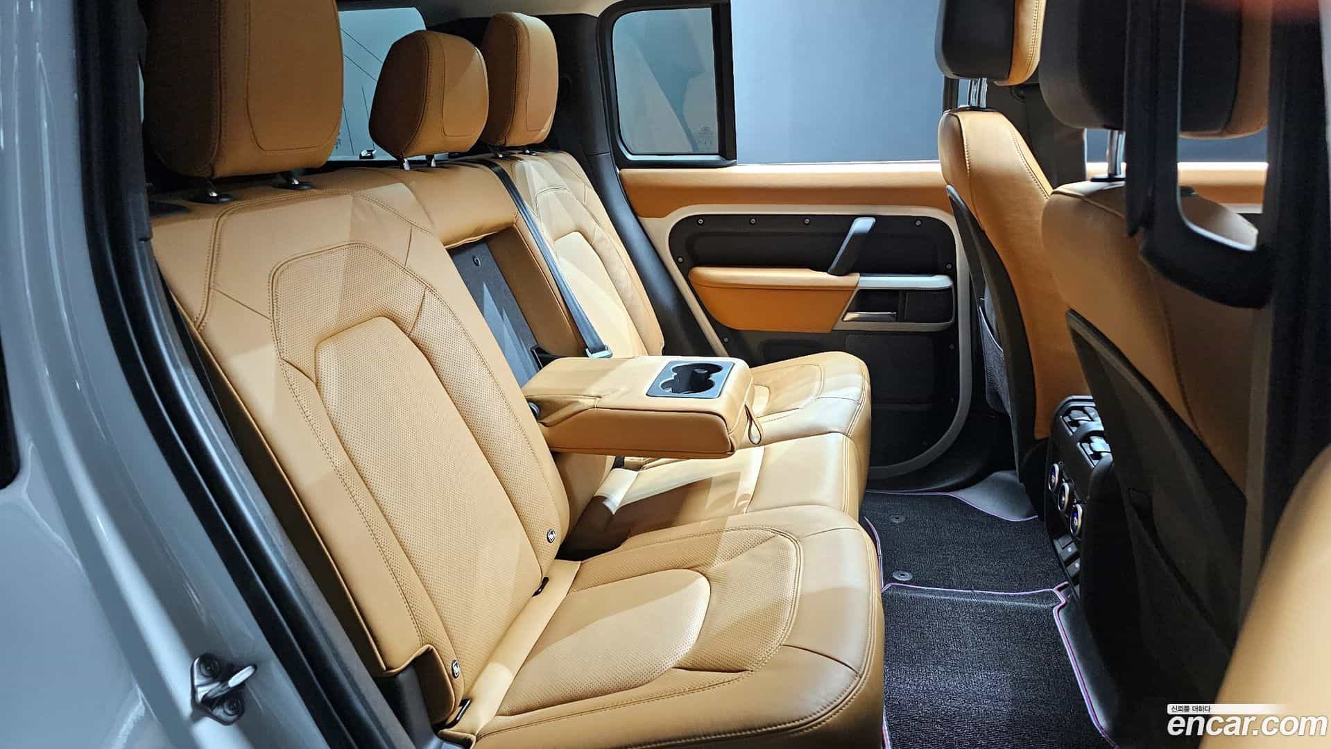 Defender Land Rover 2023.3-OPTION-016