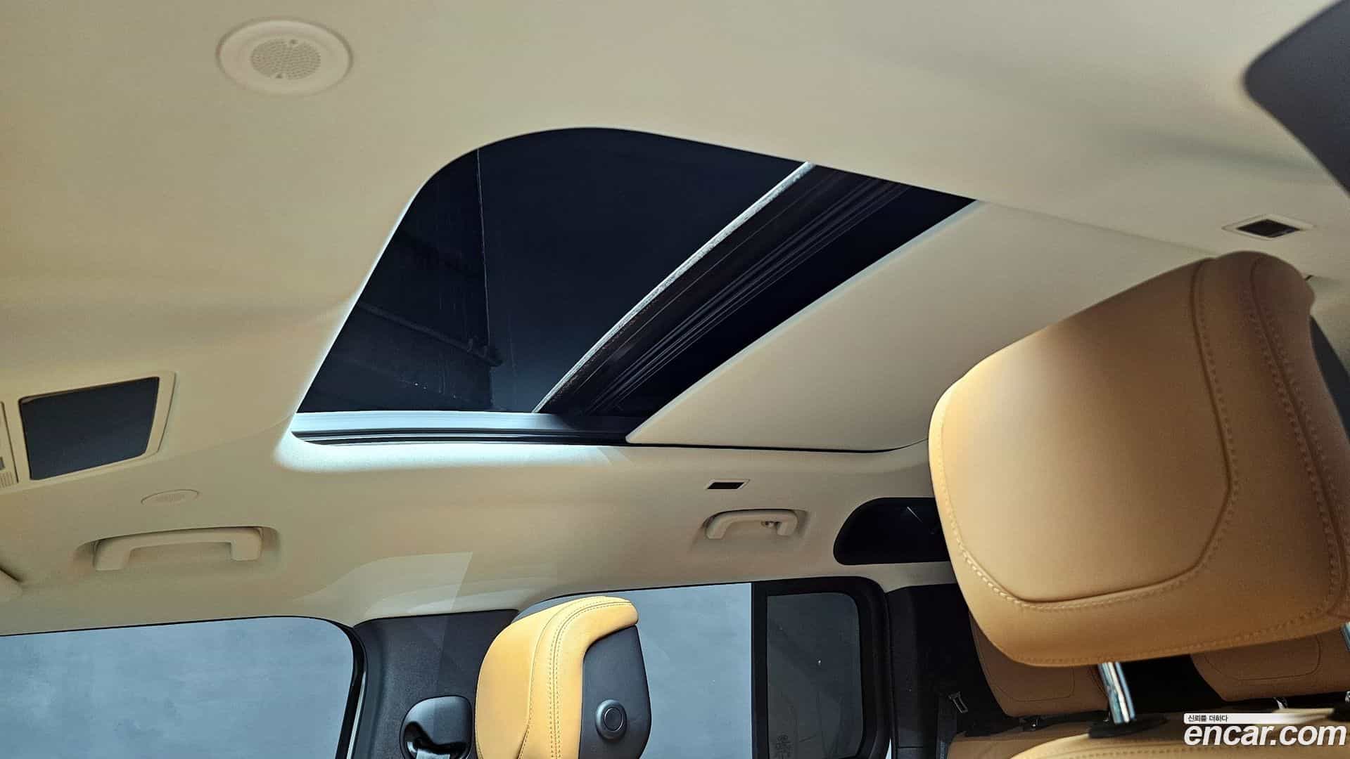 Defender Land Rover 2023.3-OPTION-023