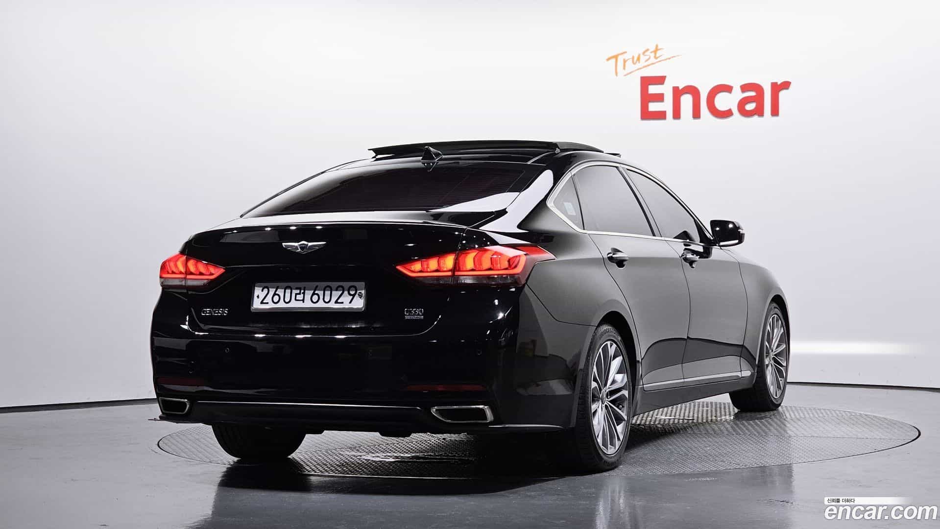 Genesis Hyundai 2014.9-OUTER-002