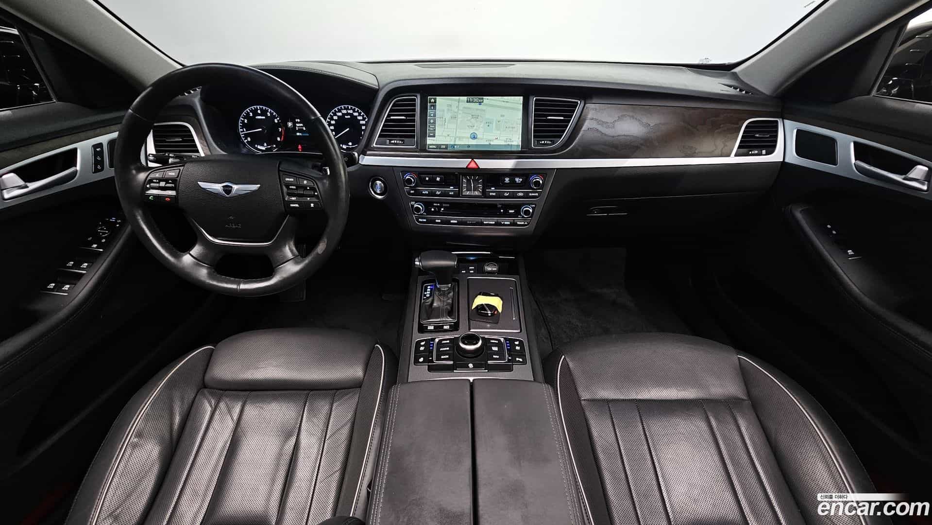 Genesis Hyundai 2014.9-INNER-007