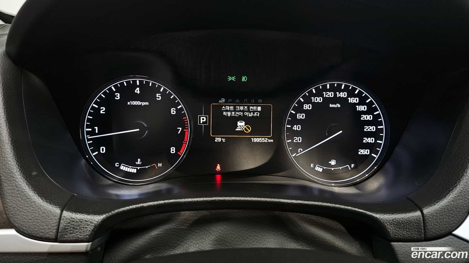 Genesis Hyundai 2014.9-INNER-008