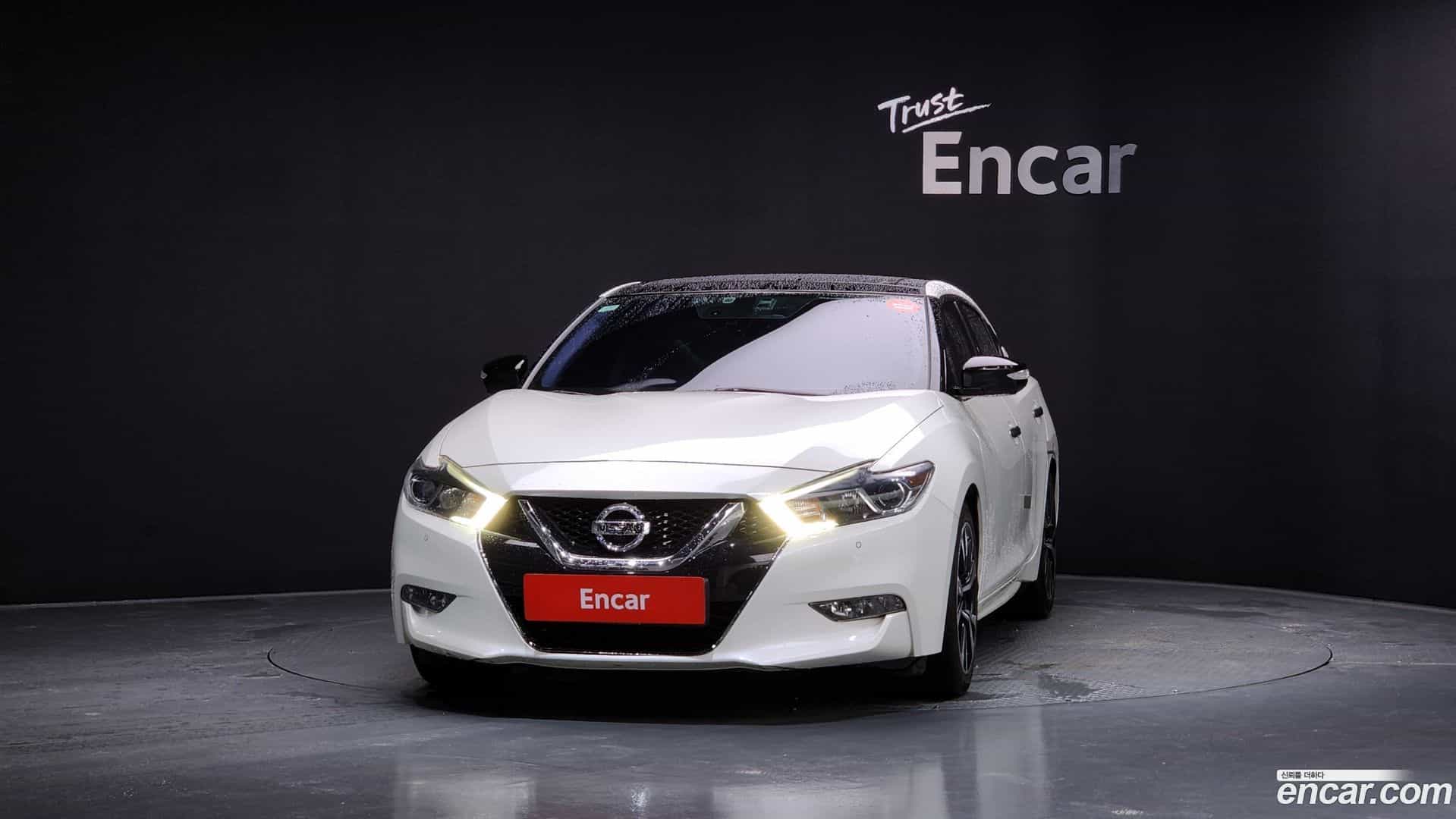 Maxima Nissan 2018.4-OUTER-003