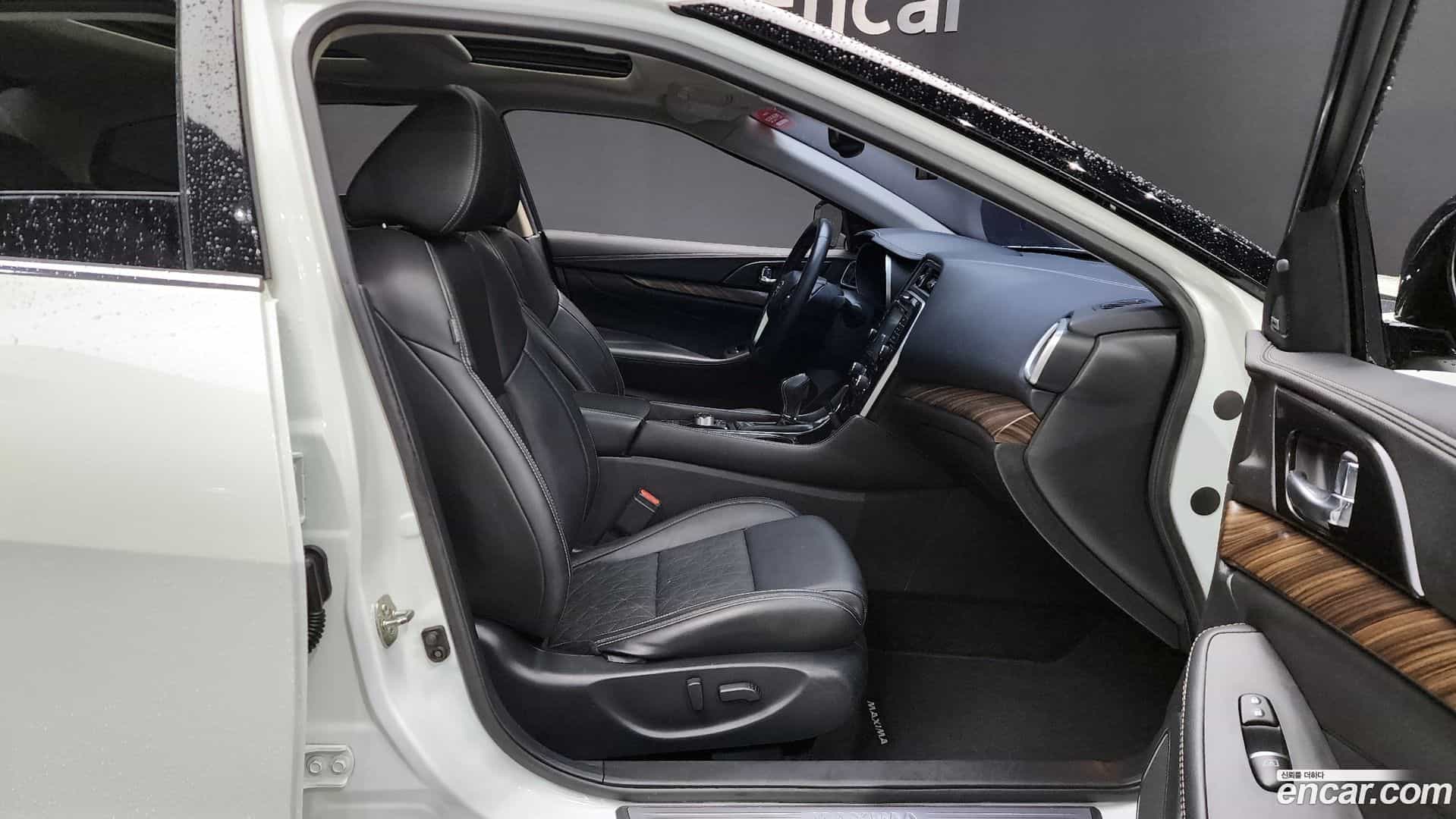 Maxima Nissan 2018.4-OPTION-015