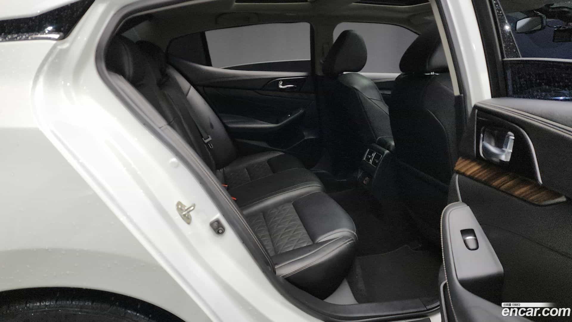 Maxima Nissan 2018.4-OPTION-016