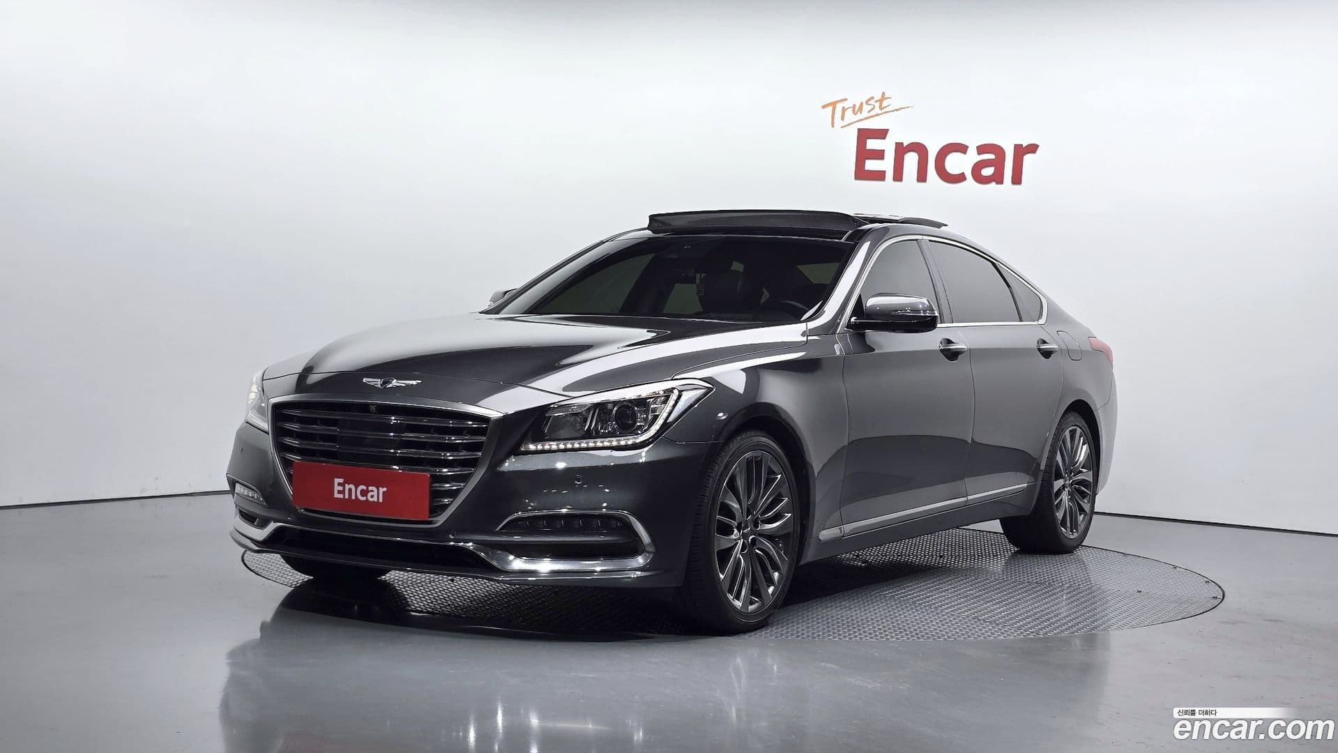 Main__Slider__Photo:G80 Genesis 2017.4-0