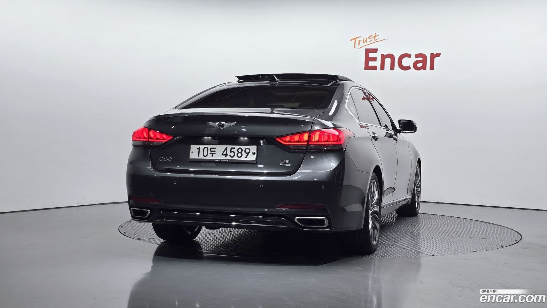 Main__Slider__Photo:G80 Genesis 2017.4-3