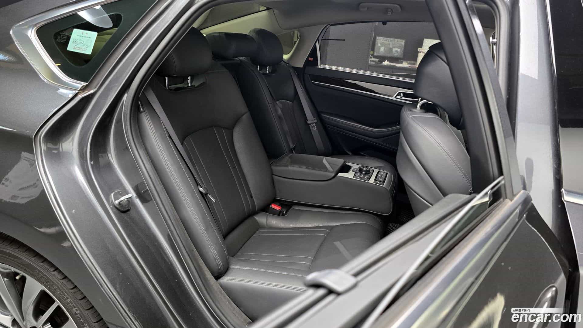 G80 Genesis 2017.4-OPTION-016