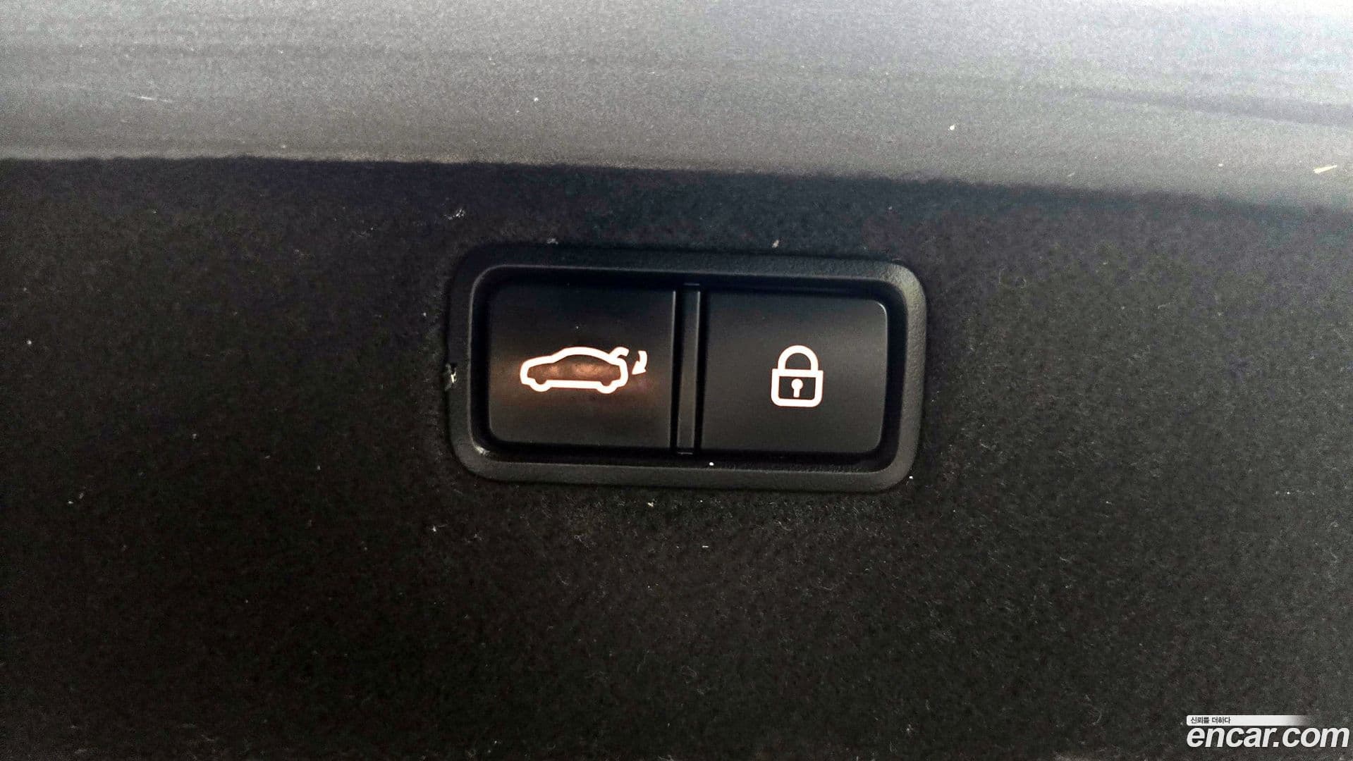 Main__Slider__Photo:G80 Genesis 2017.4-17