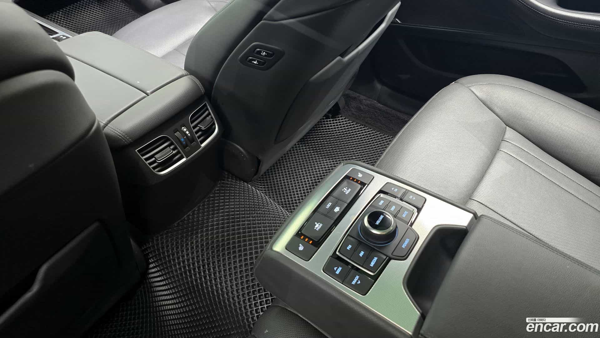 G80 Genesis 2017.4-OPTION-023