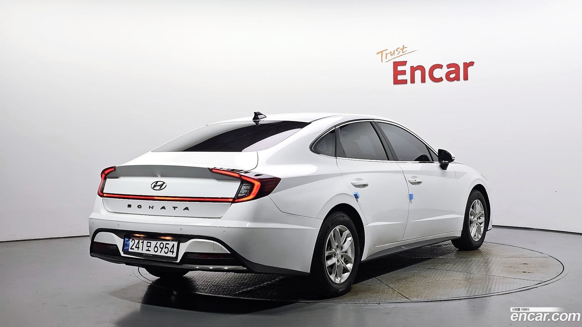 Main__Slider__Photo:Sonata Hyundai 2022.2-1