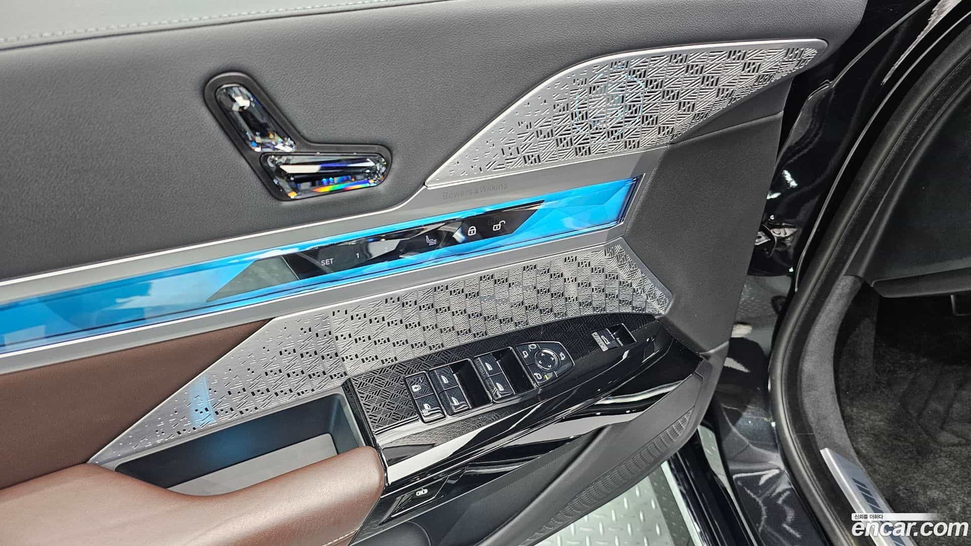 i7 BMW 2023.8-OPTION-015