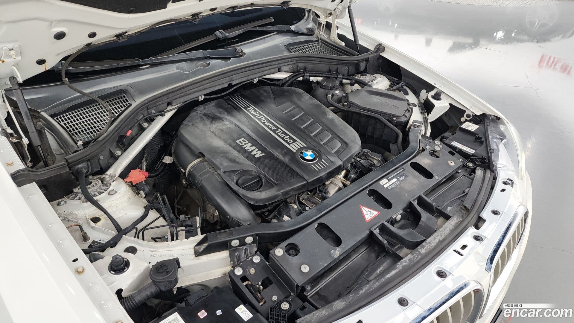 Main__Slider__Photo:X3 BMW 2013.10-5