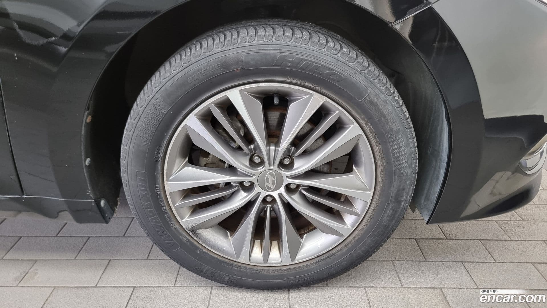 Main__Slider__Photo:Grandeur Hyundai 2014.6-4