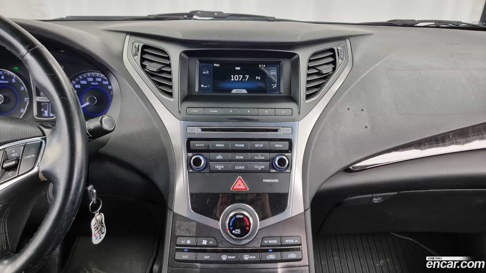 Grandeur Hyundai 2014.6-OPTION-018