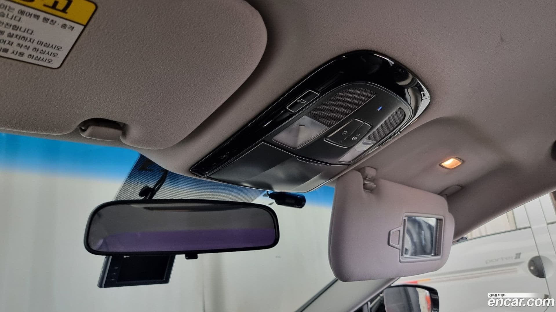 Main__Slider__Photo:Grandeur Hyundai 2014.6-16